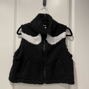 Nike Womens Fleece Swoosh Vest